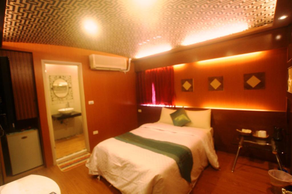Hong Ben Hotel Kenting Exterior photo